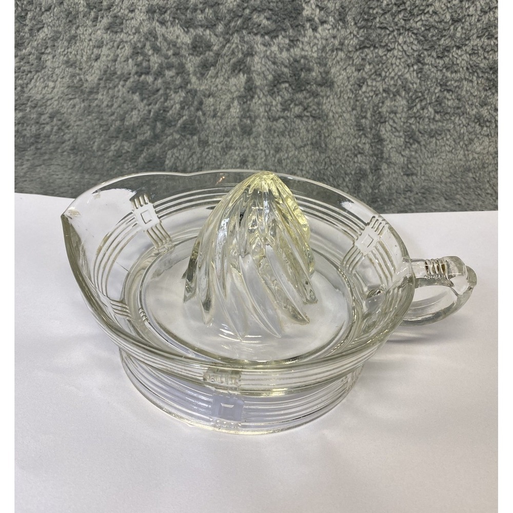 Vintage Hazel Atlas Clear Glass Juicer Reamer Basket Weave Criss Cross Pattern